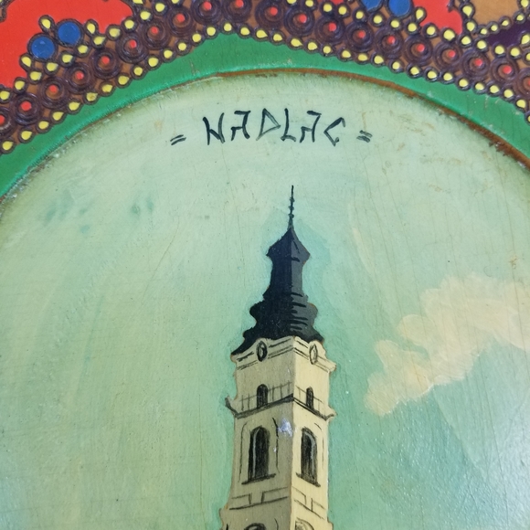 - Hand painted wooden souvenir plate Romania - Picture 8 of 8